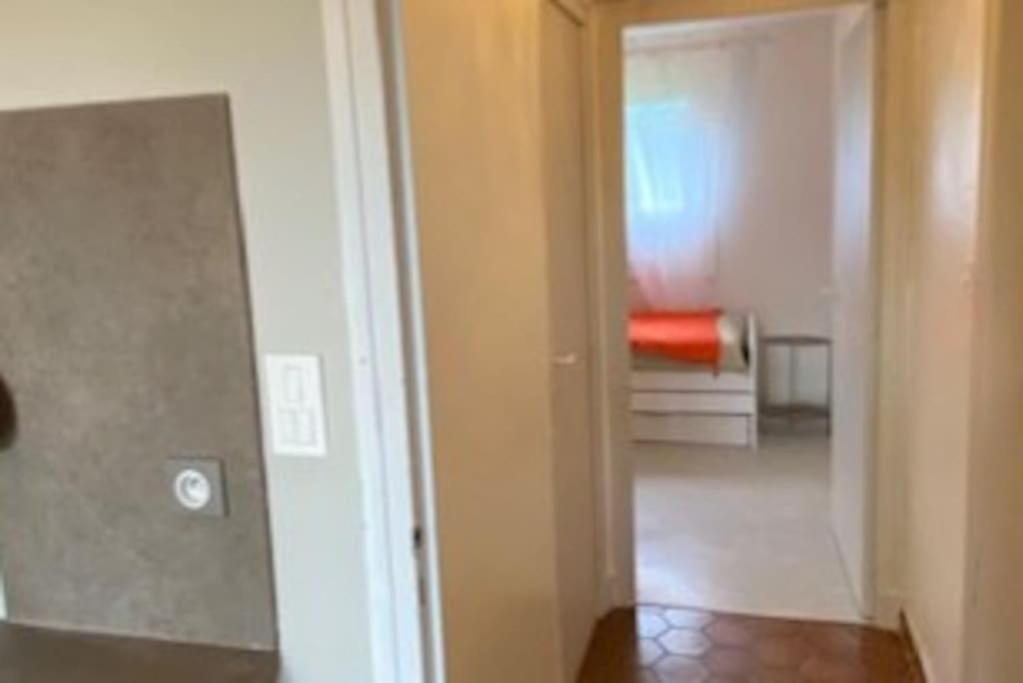 Logement Au Calme Pres D'Aurillac Sansac-de-Marmiesse Eksteriør bilde