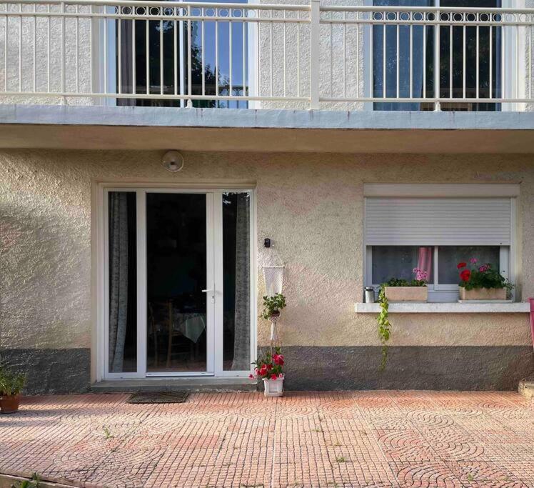 Logement Au Calme Pres D'Aurillac Sansac-de-Marmiesse Eksteriør bilde